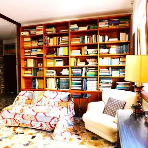 https://nouvelle-vague-apartment.hotelinveneto.com